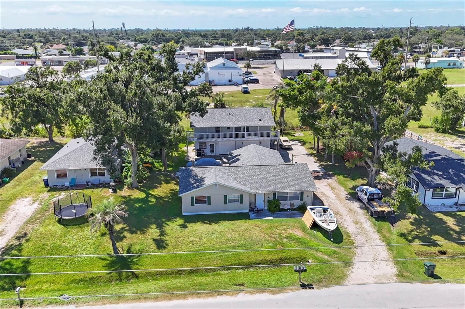 2210,2212,2214 PARK RD