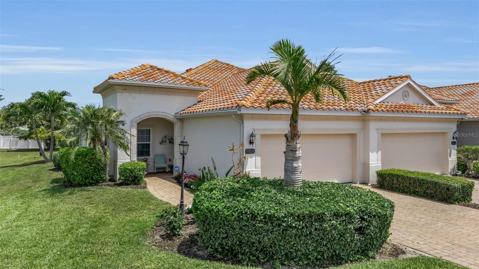 7004 VISTA BELLA DR