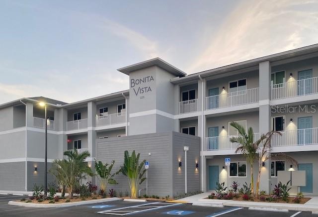 2225 14TH AVE W #204