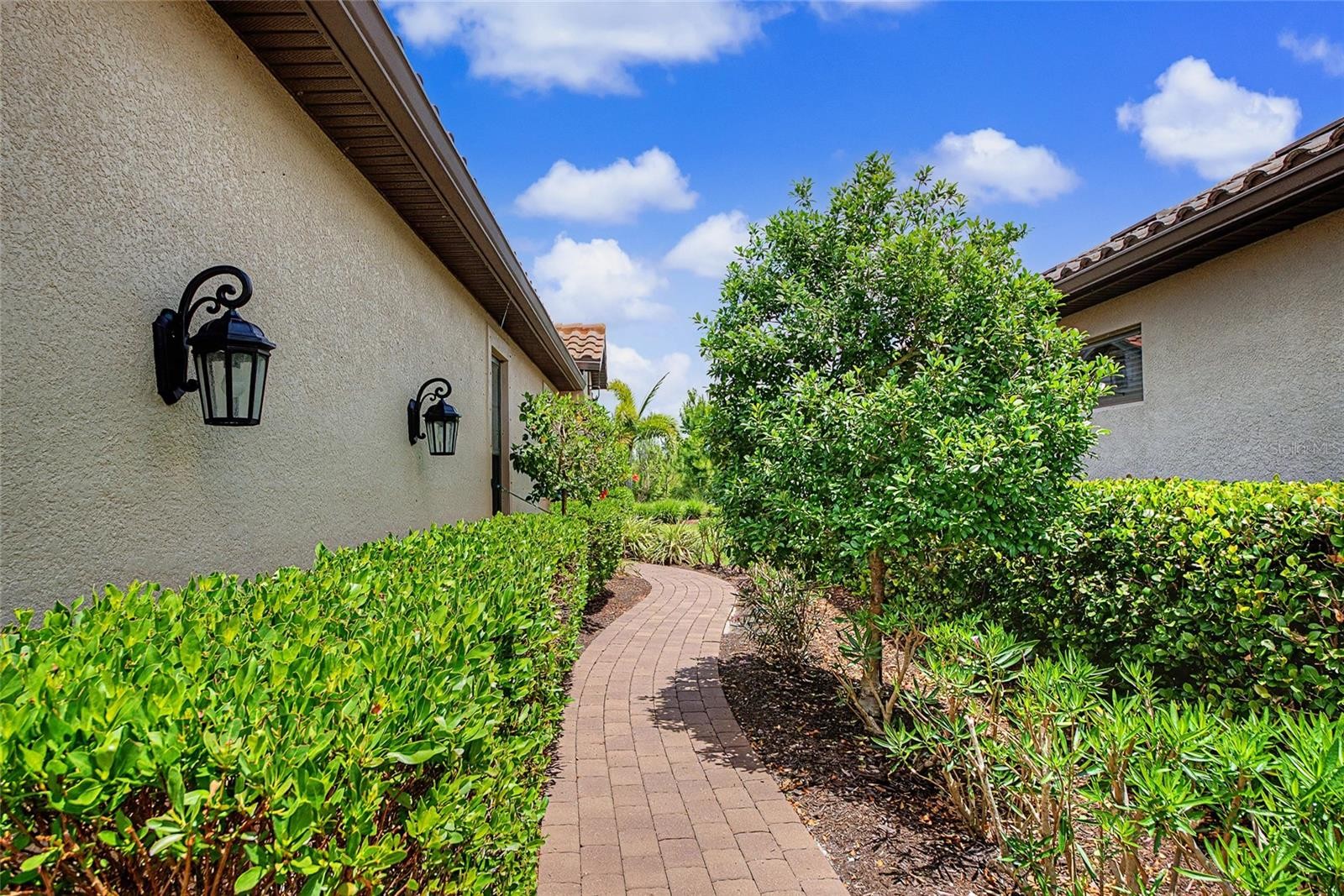 5328 POPOLI WAY WAY