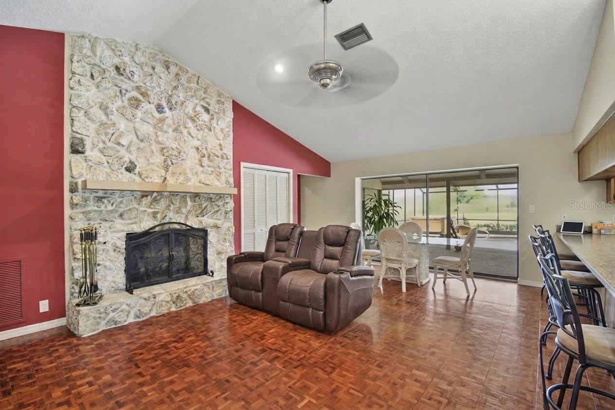 4375 SEDLEY LN