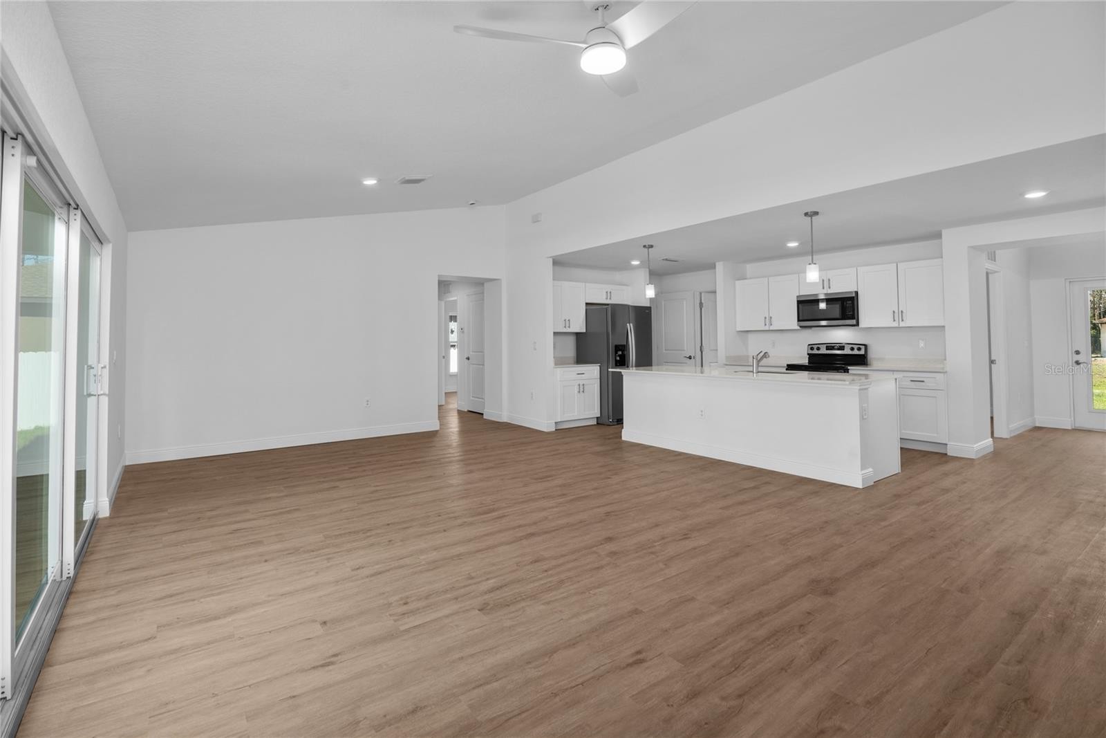 4462 AMARI RD