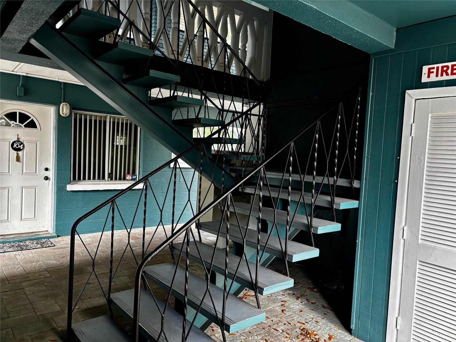 10004 CORTEZ RD W #209