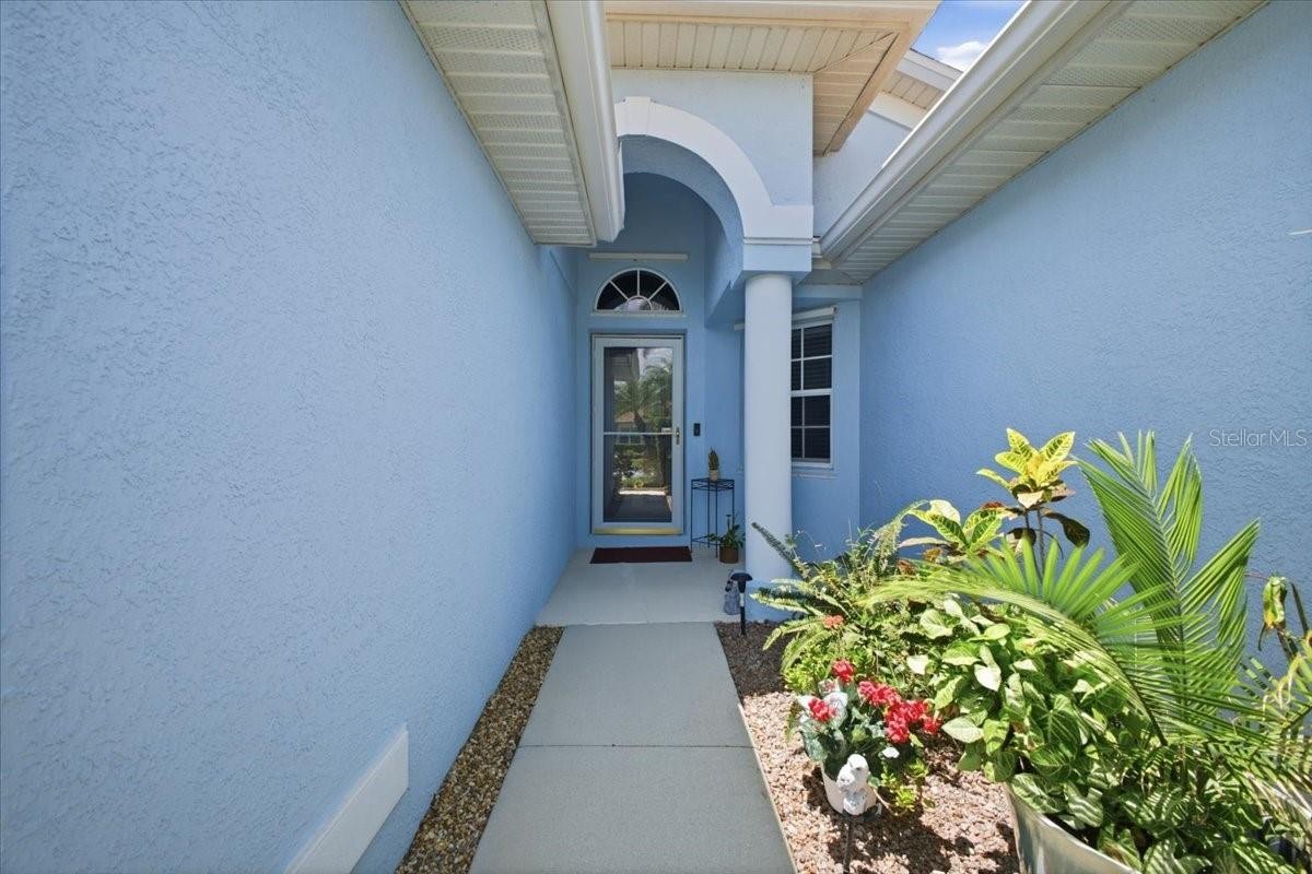 5231 LANSDOWNE WAY