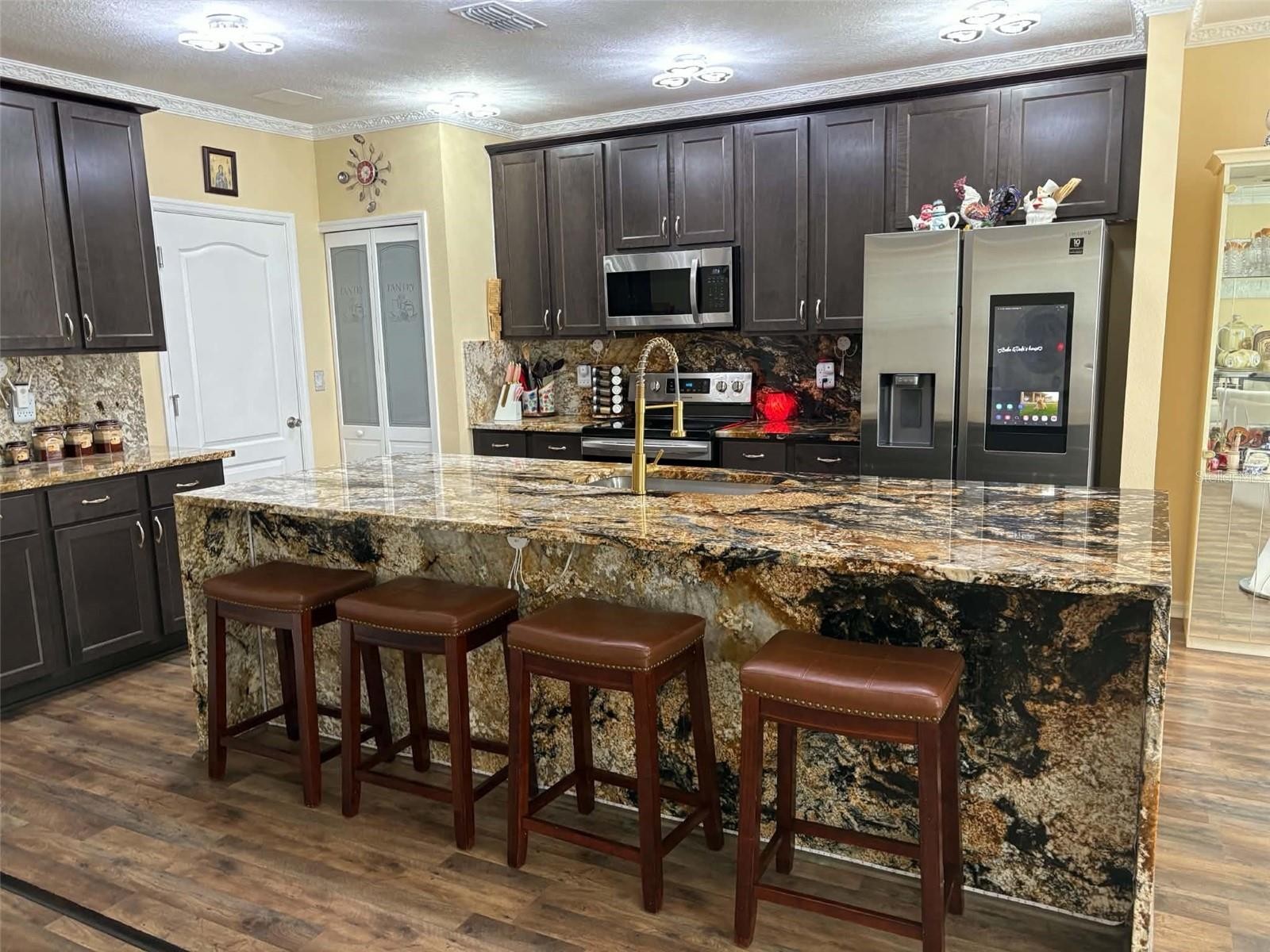 4529 REISSWOOD LOOP