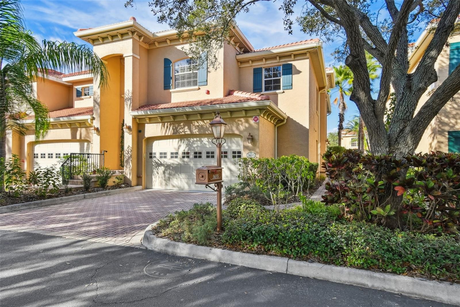 3655 SQUARE WEST LN #9