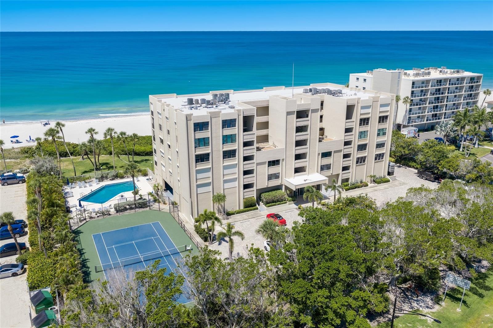 2675 GULF OF MEXICO DR #303