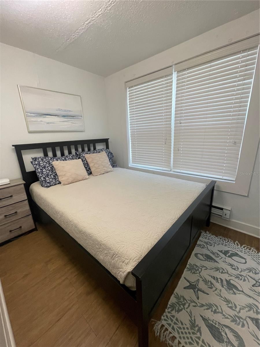 2513 8TH AVE W