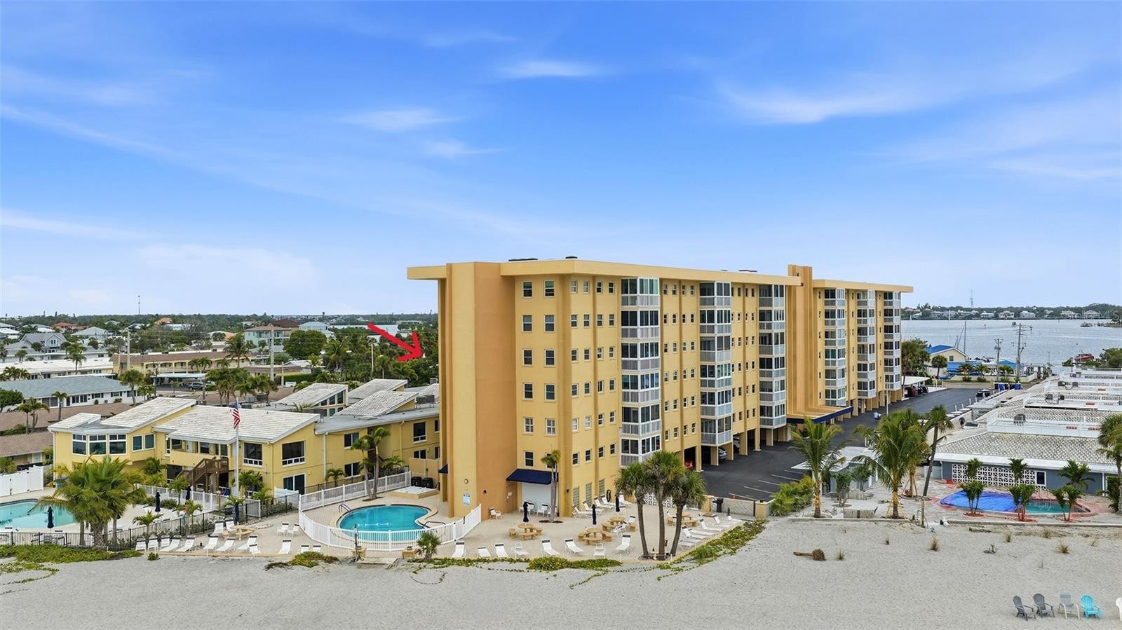 1255 TARPON CENTER DR #414