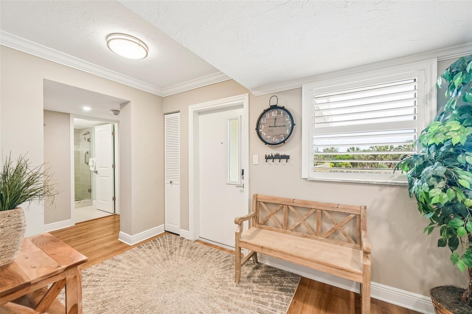 5760 MIDNIGHT PASS RD ##209D