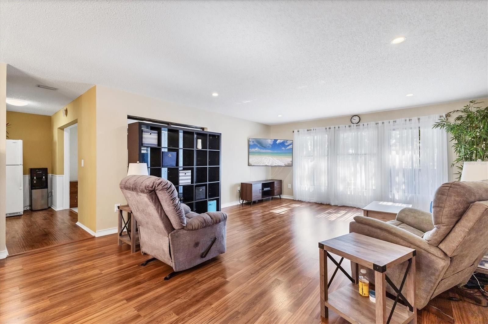 1111 W FAITH CIR #2004