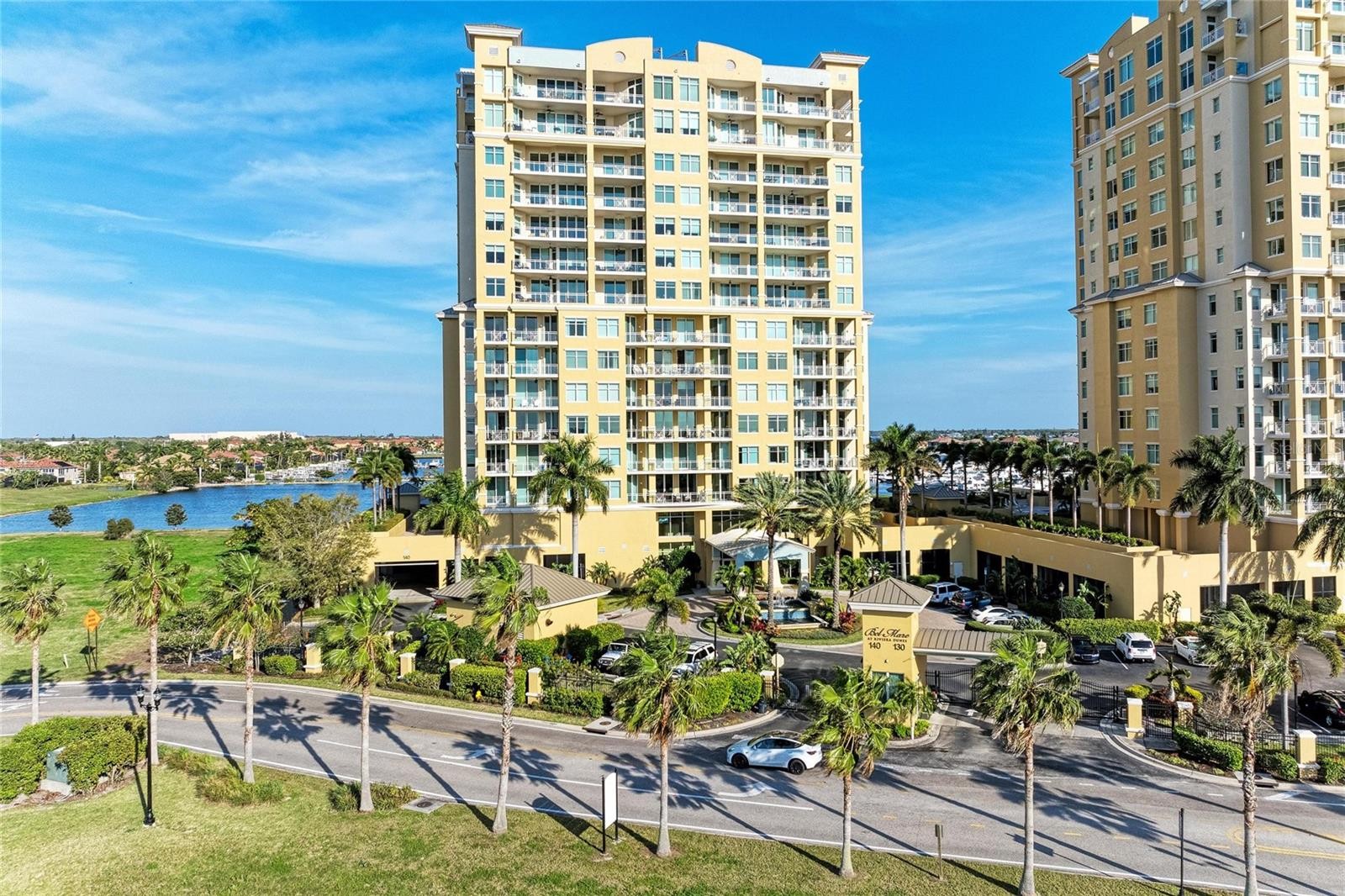 140 RIVIERA DUNES WAY #605