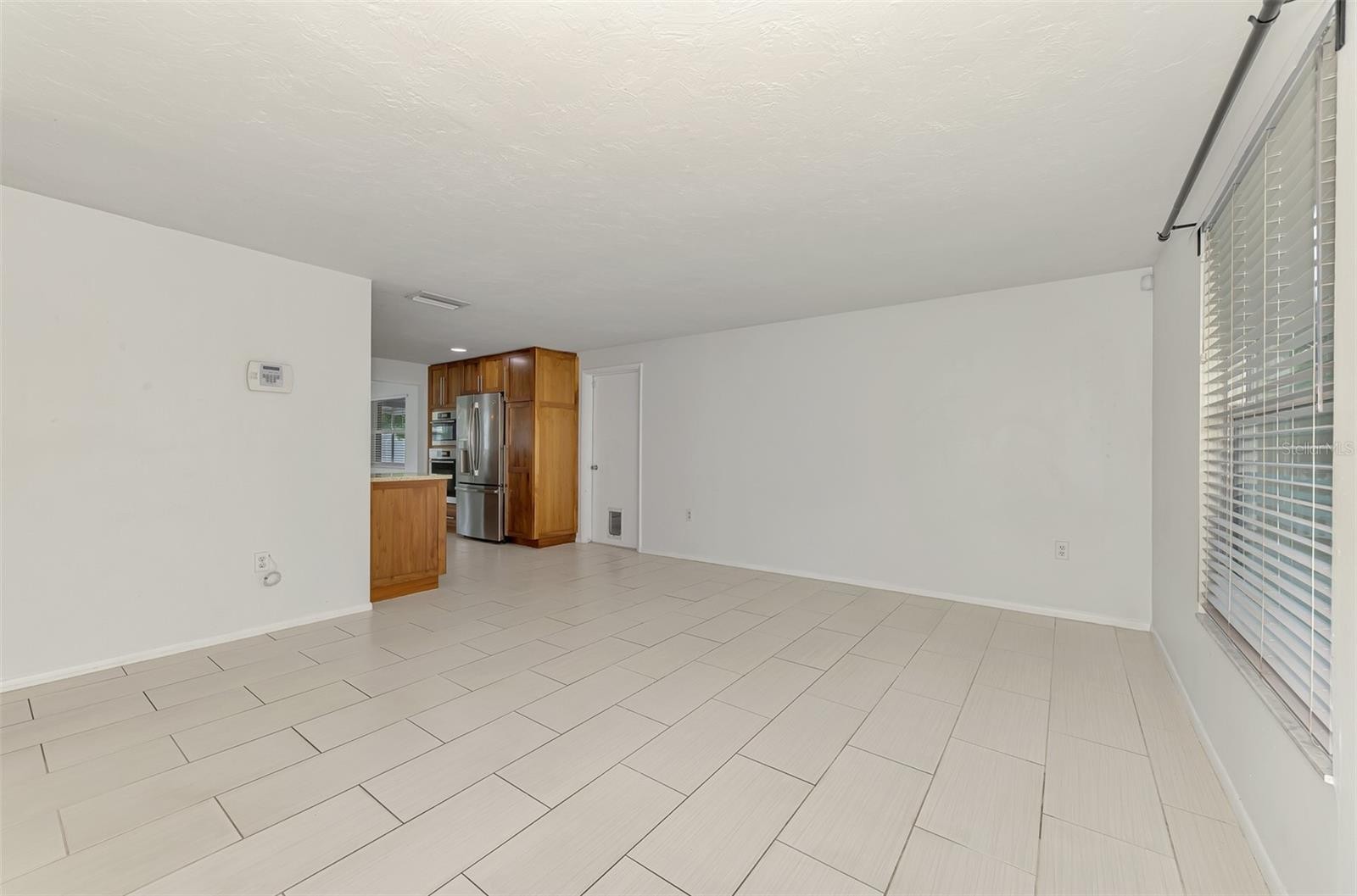 1110 CARMELLA CIR