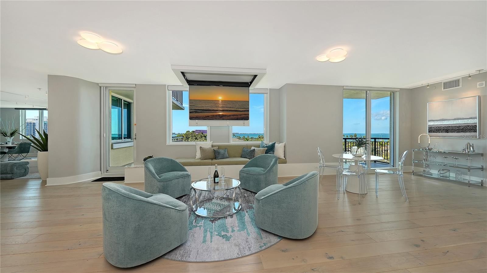 800 N TAMIAMI TRL #505/507