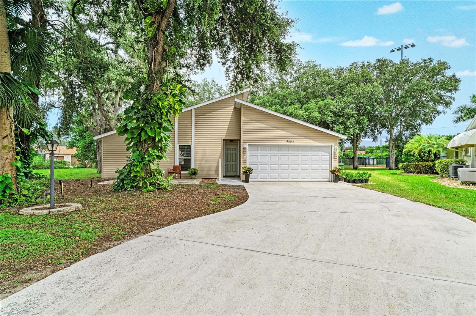 4502 33RD AVE W