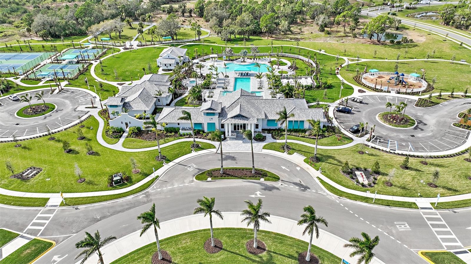10070 CRYSTAL ISLES CIR