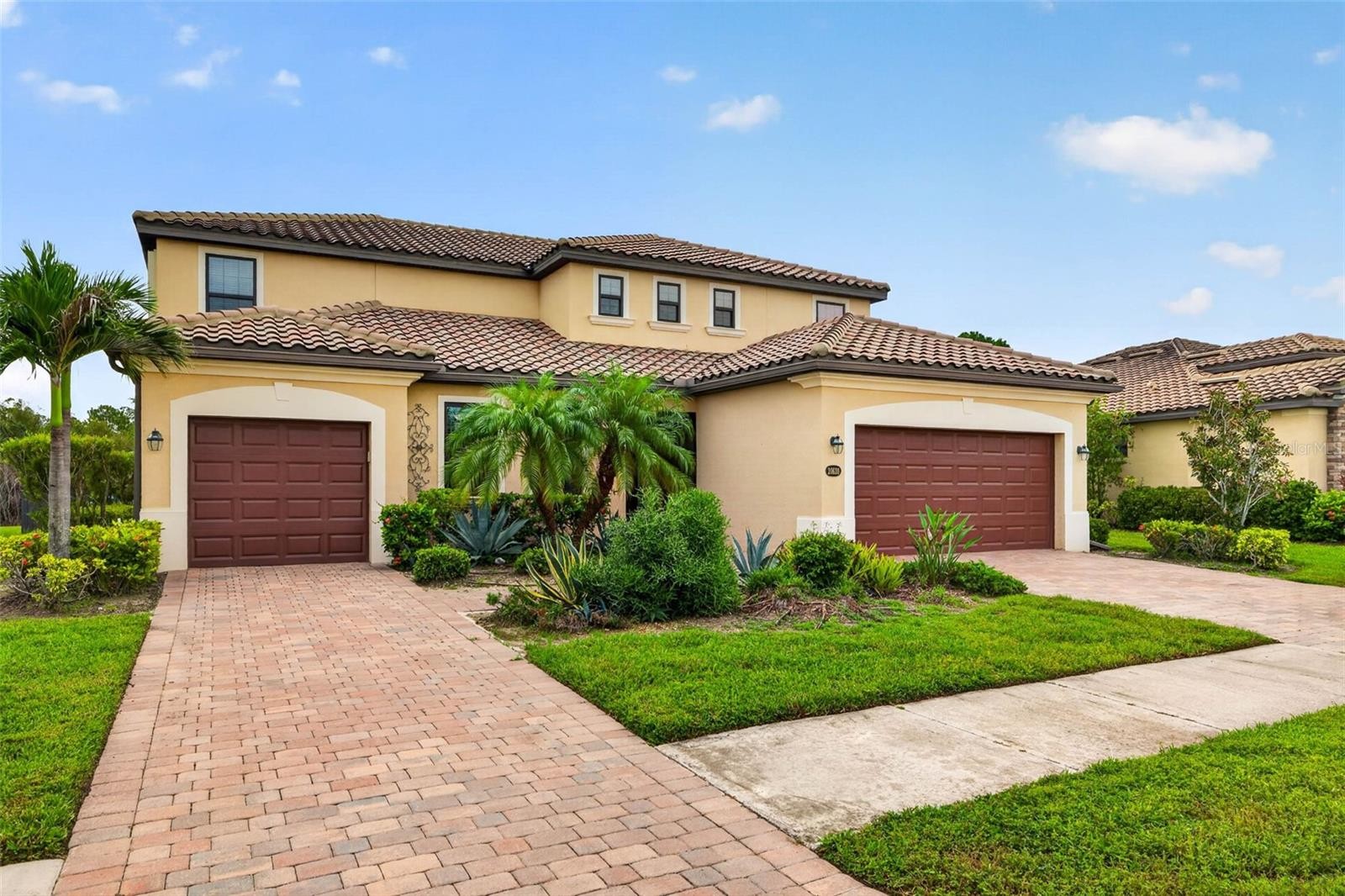 20630 GRANLAGO DR