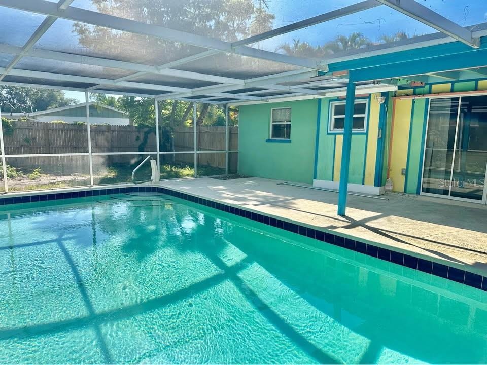270 W SEMINOLE DR