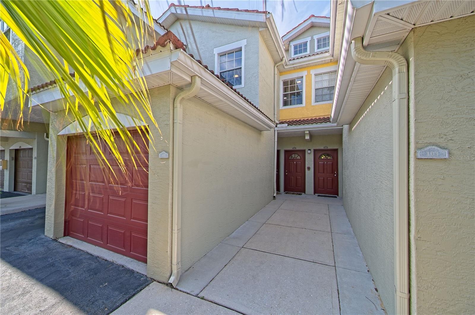 5701 BENTGRASS DR #18-206