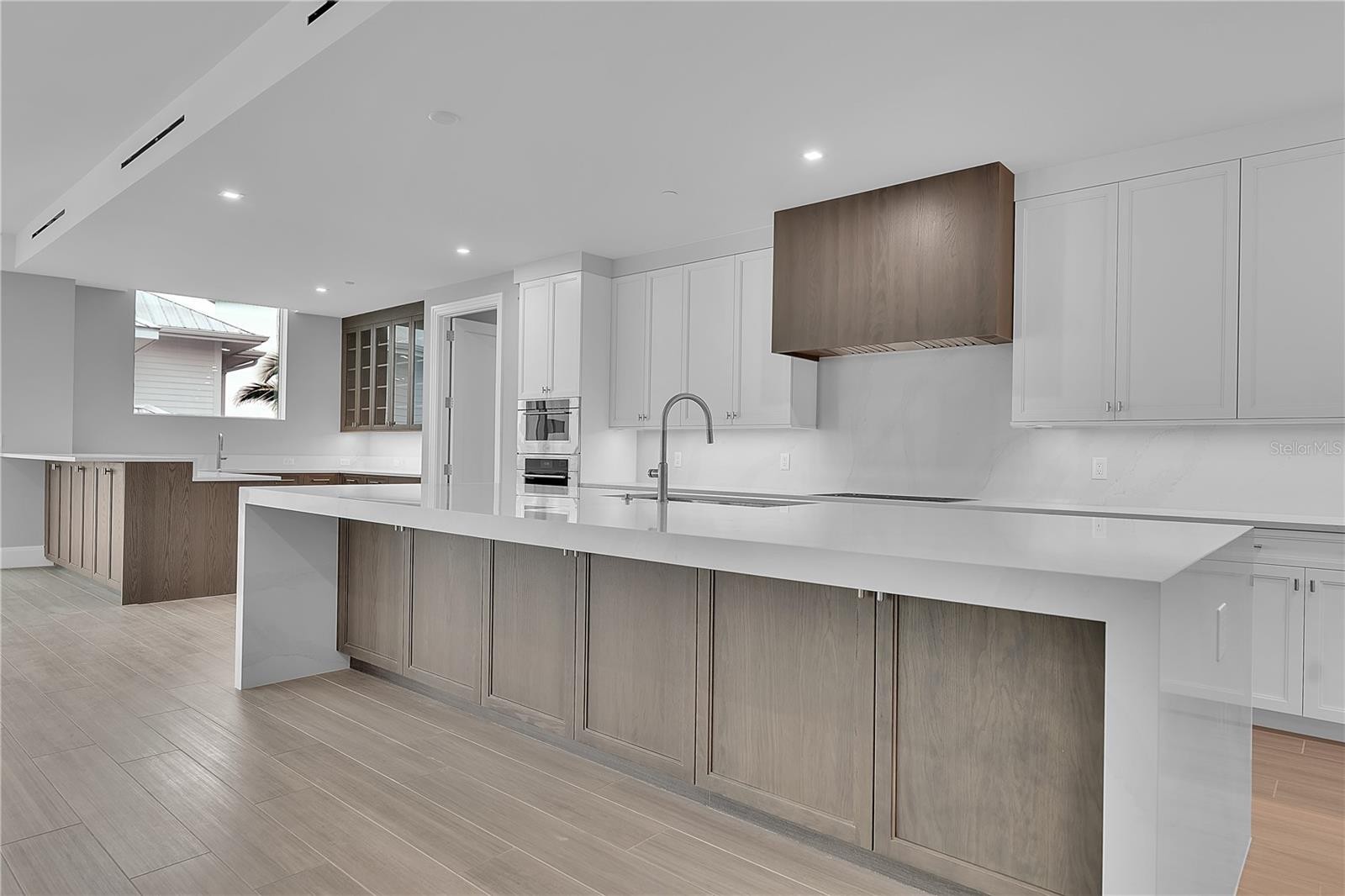 70 AVENIDA VENECCIA #304