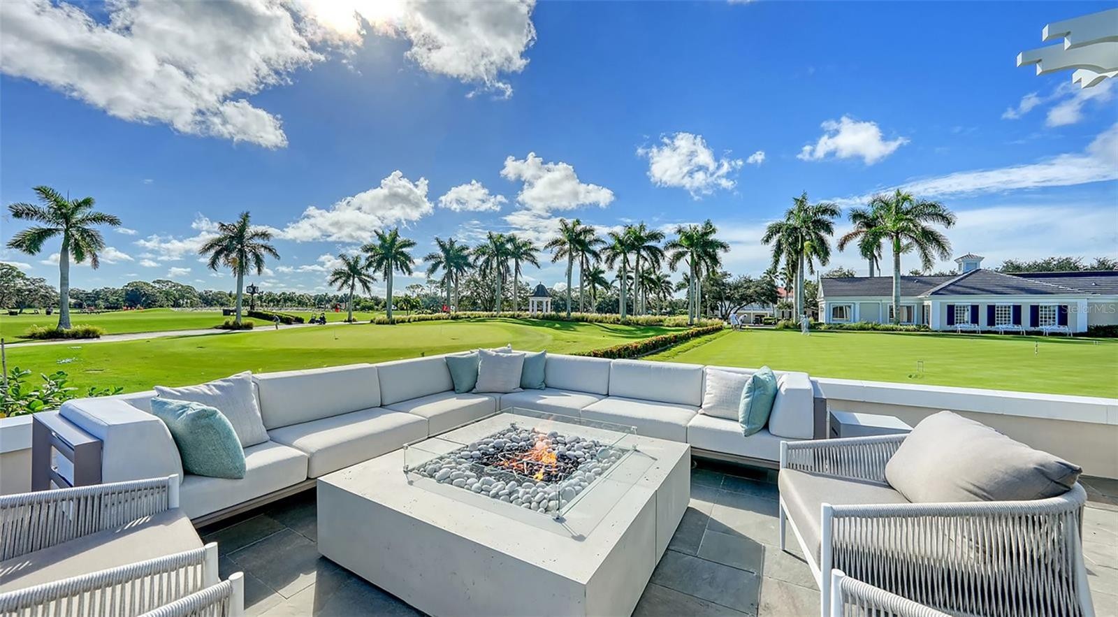256 TURQUOISE LN