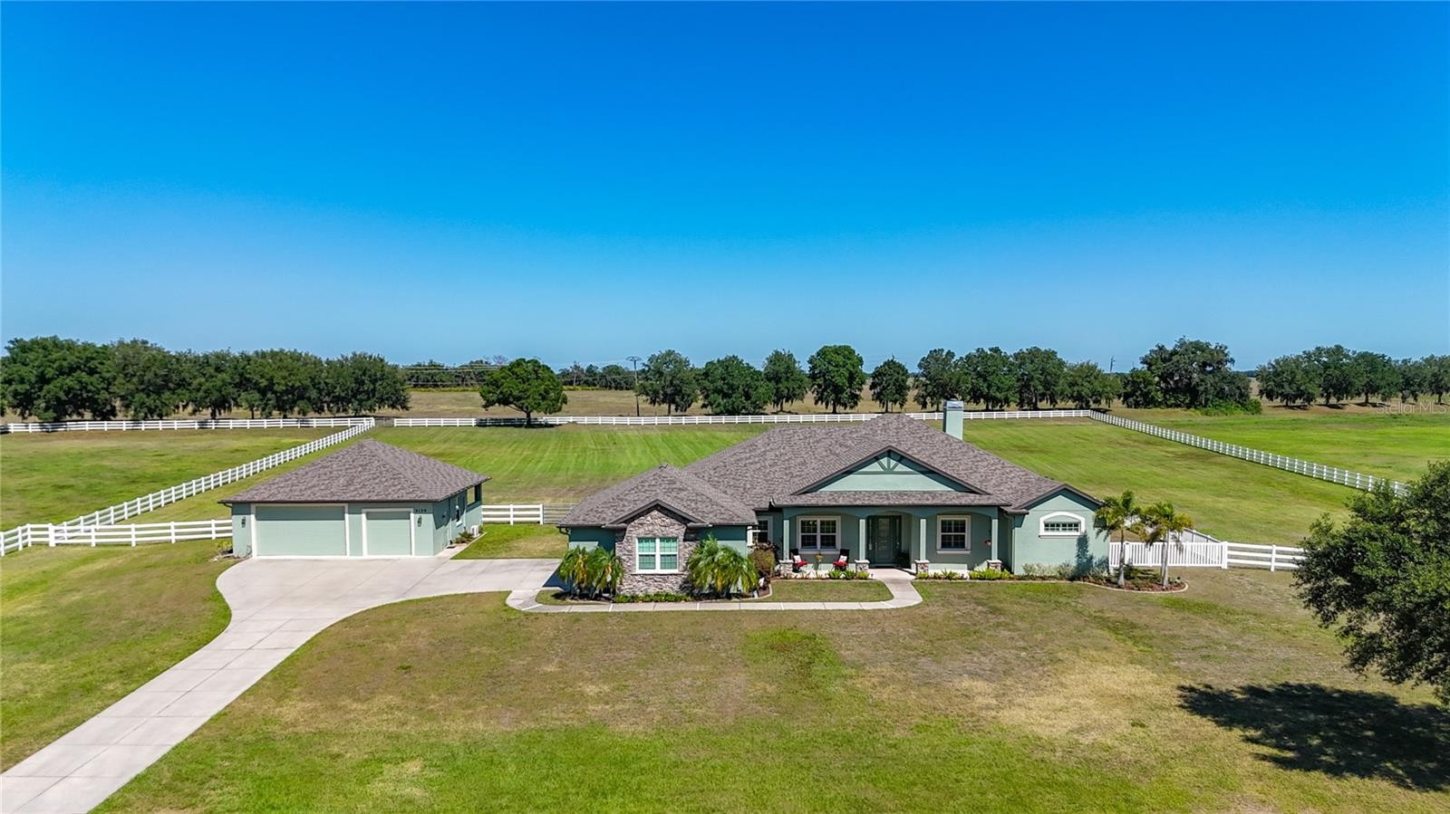 6130 FOXBROOK TRL