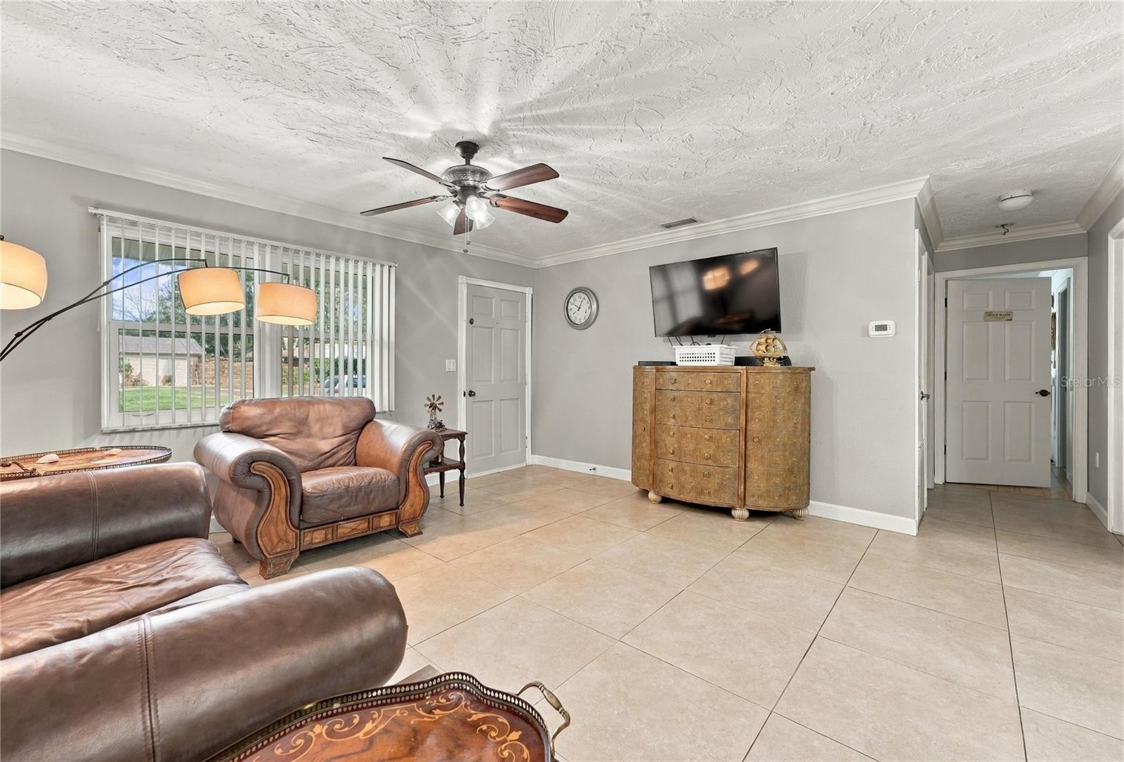 2143 AMANDA DR