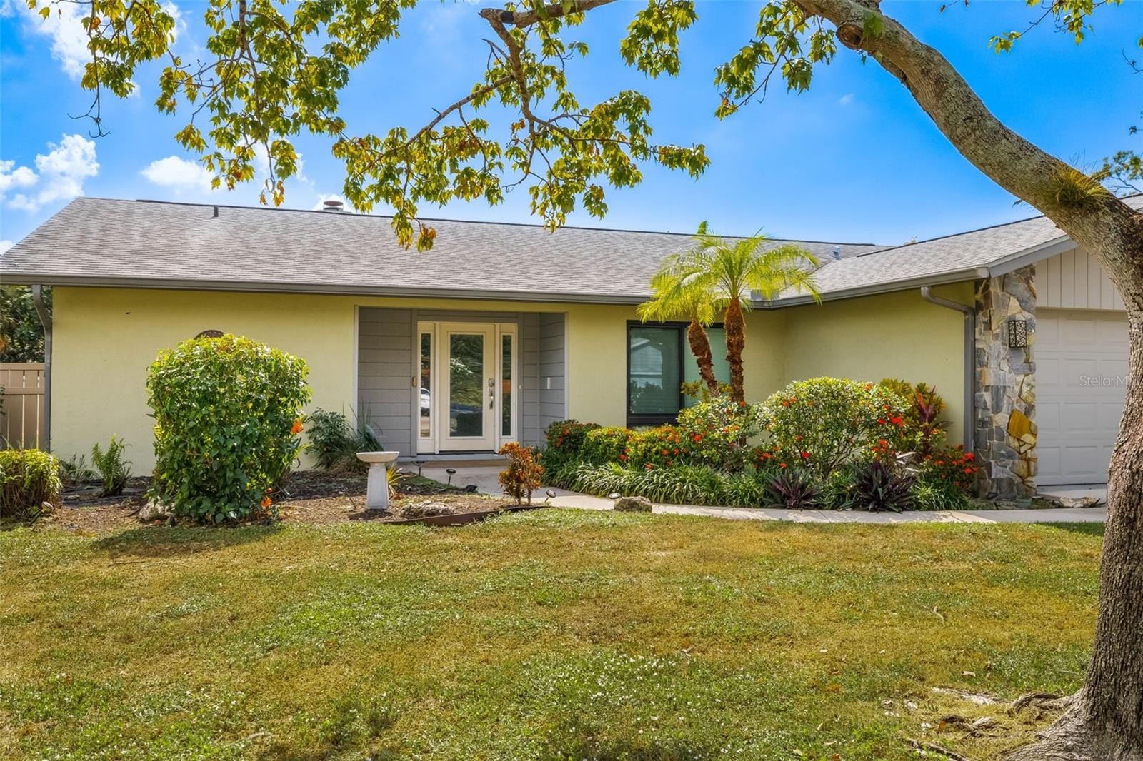 4814 COUNTRY OAKS BLVD