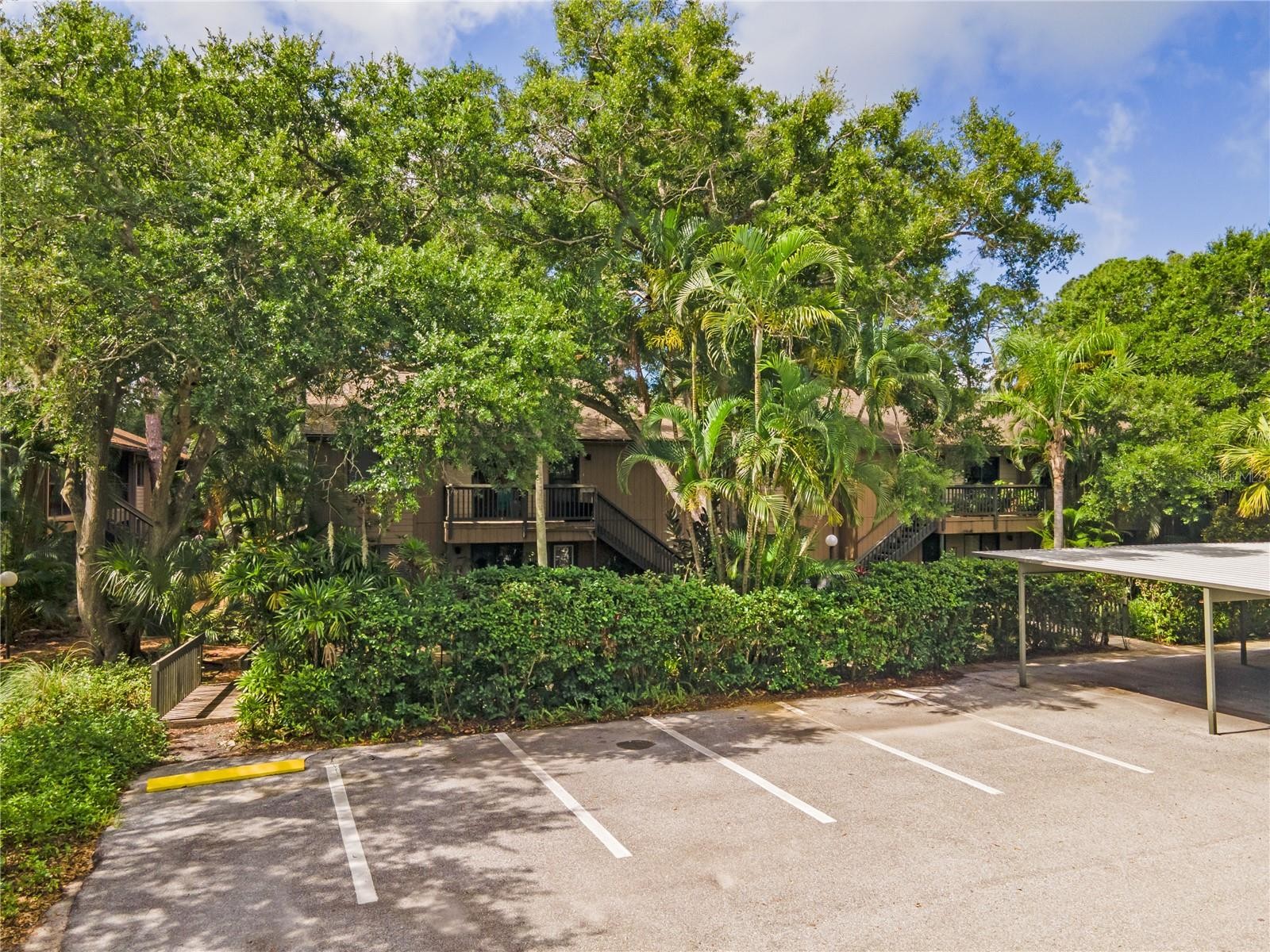 1701 PELICAN COVE RD #359