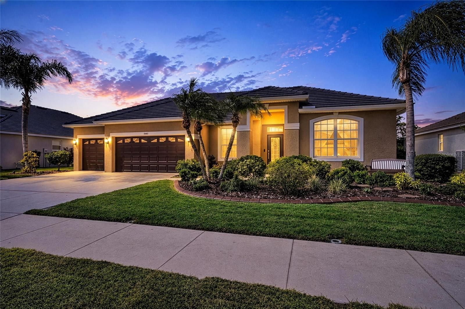 1401 PINYON PINE DR