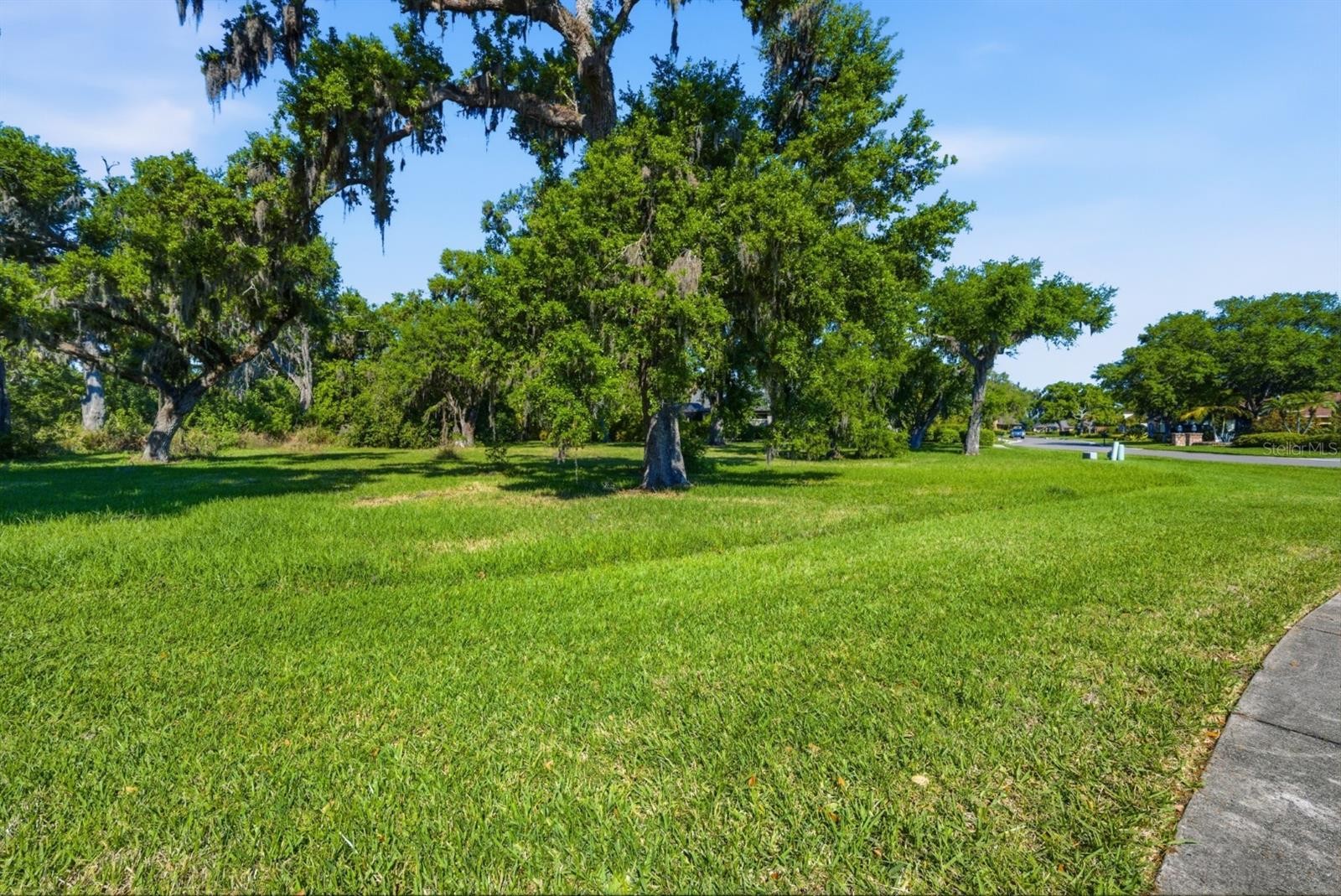 3701 59TH AVENUE CIR E