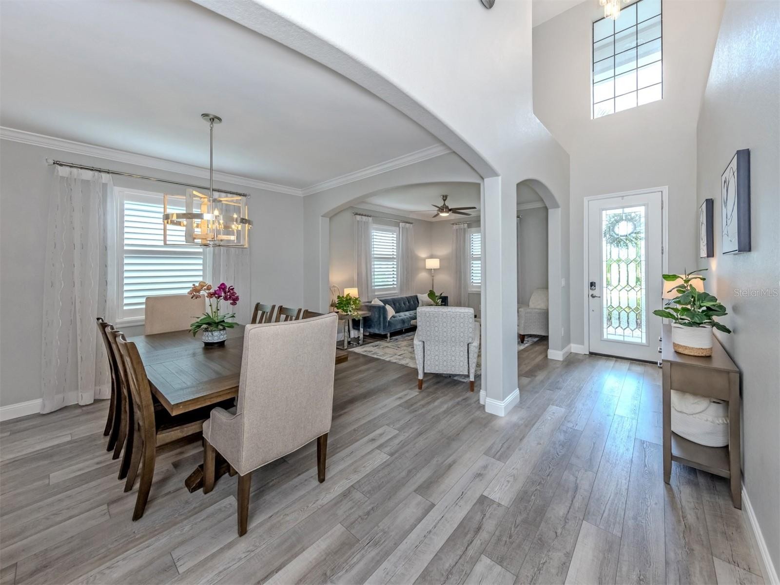 19408 BLUFF DR