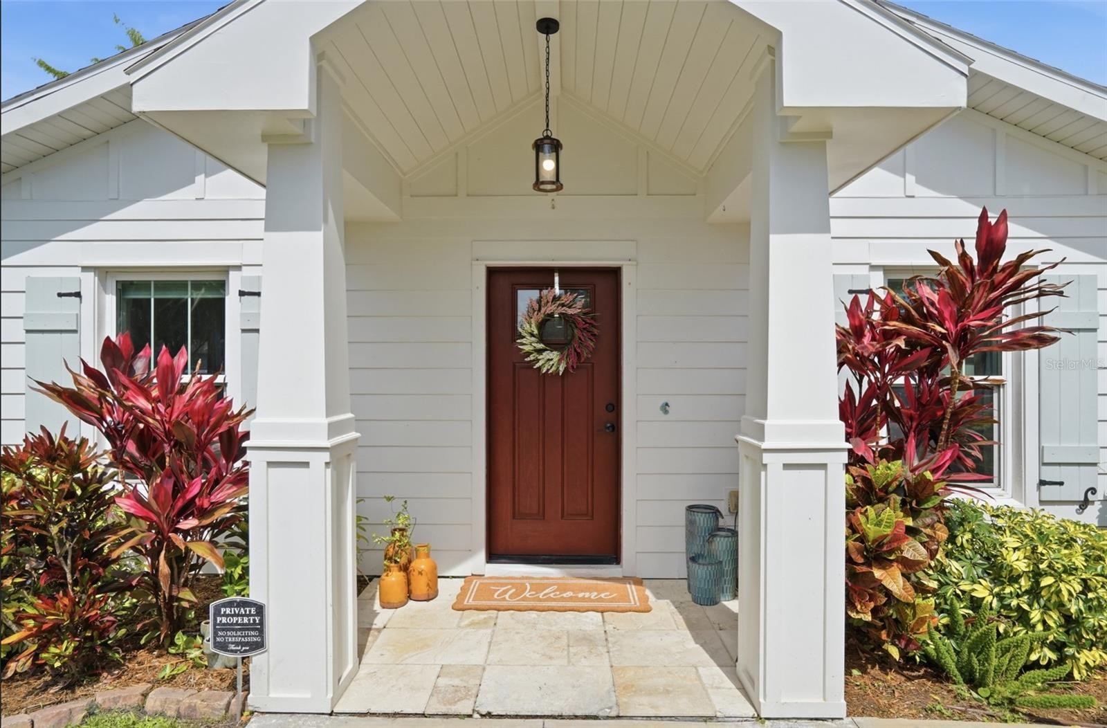 606 19TH AVE W