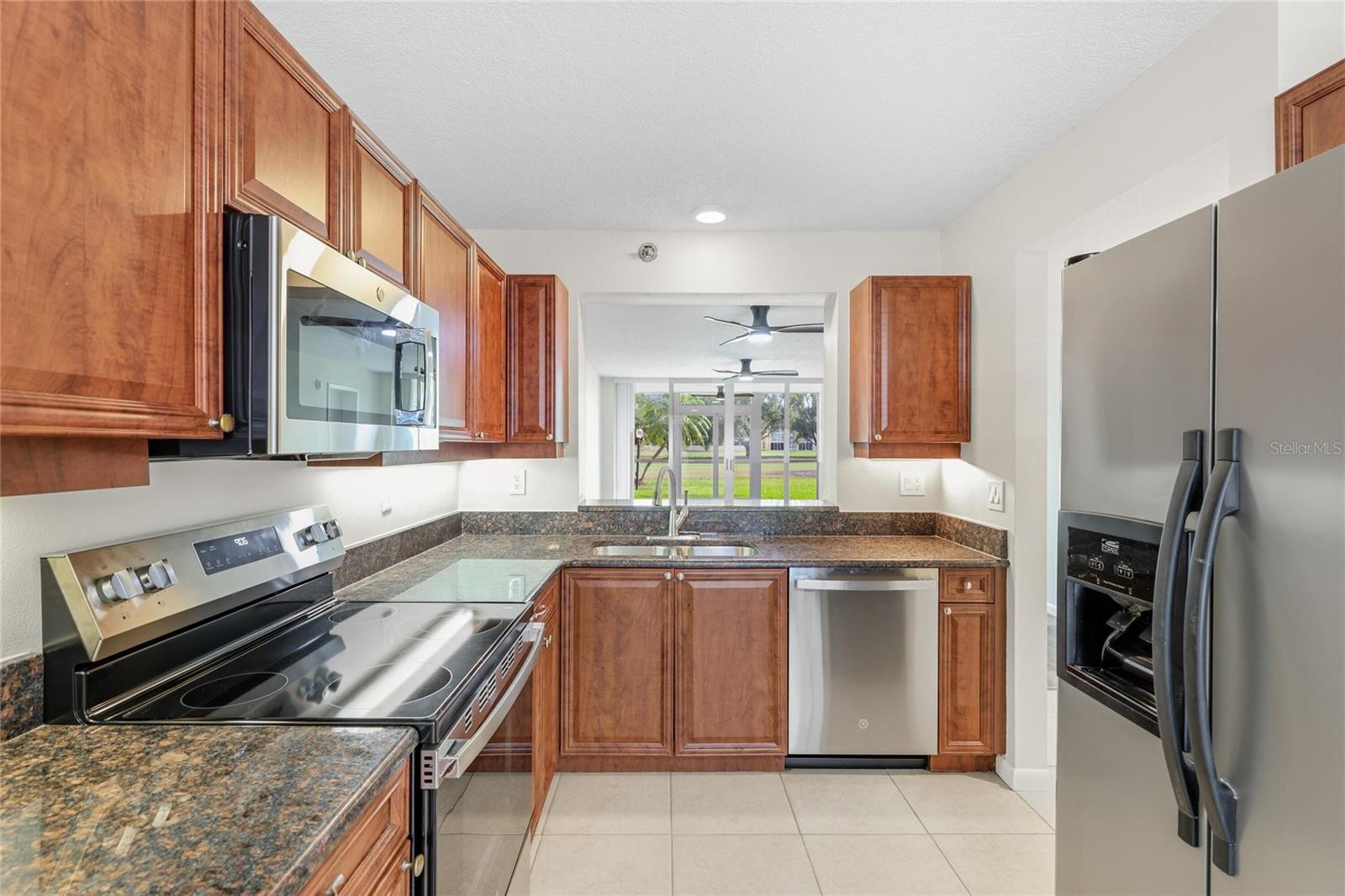 4550 PINEBROOK #106