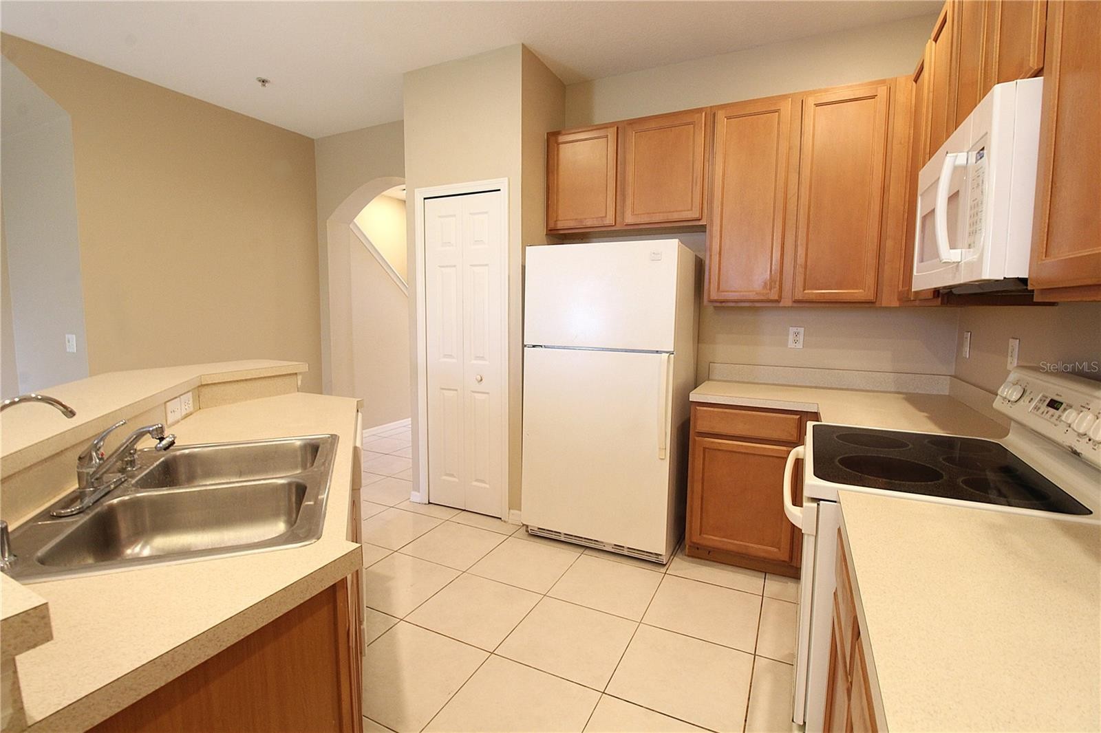 4011 BURLWOOD RD