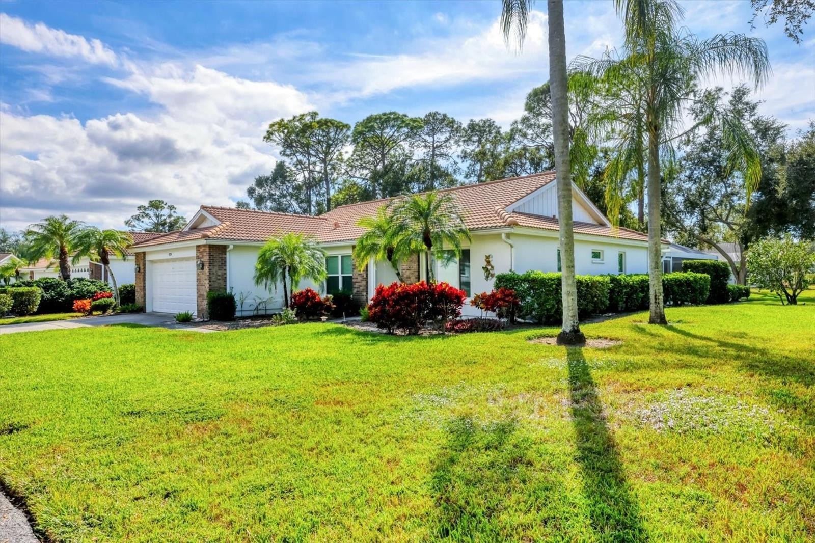 5908 GARDEN LAKES MAJESTIC