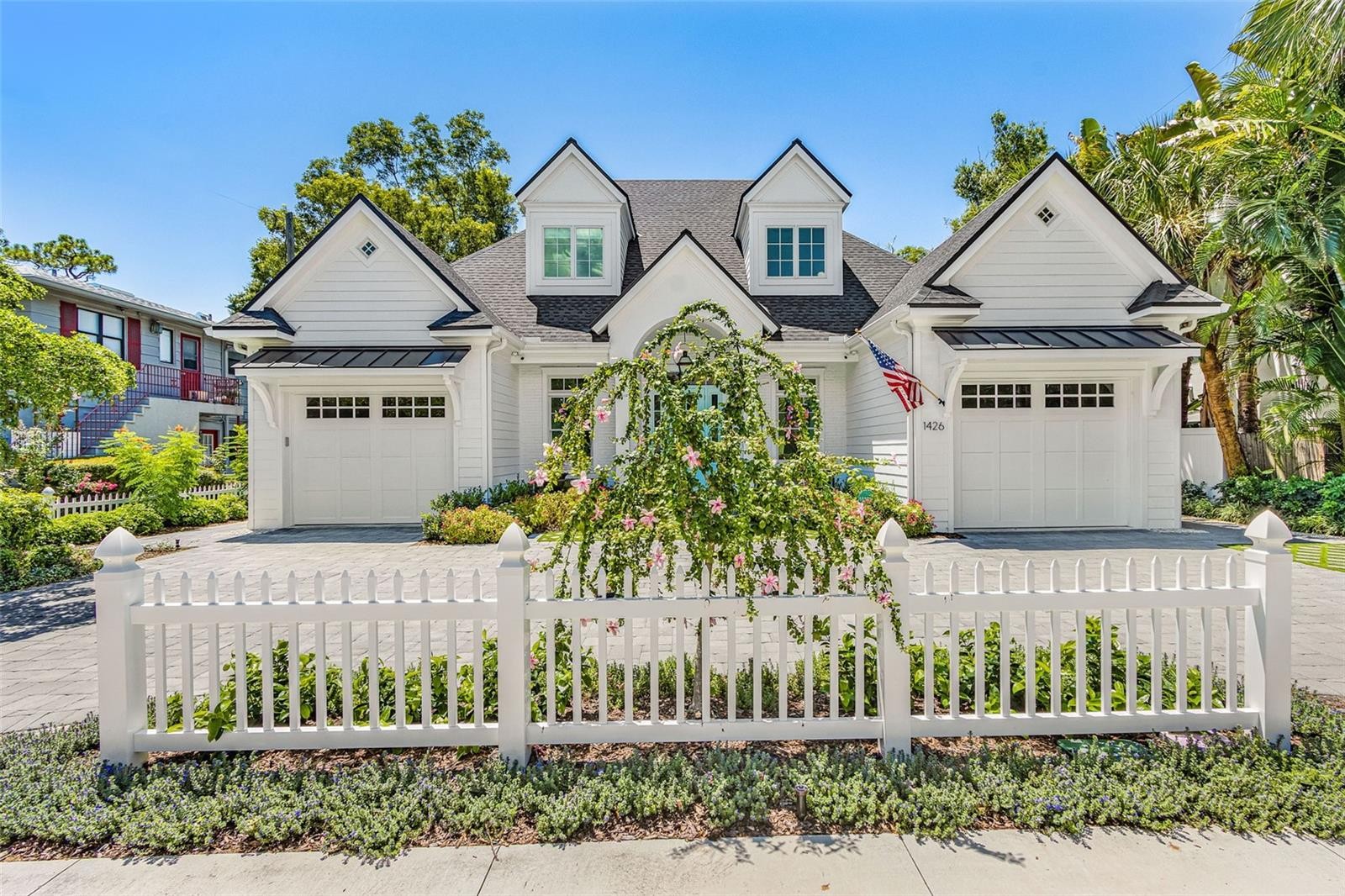 1426 S OSPREY AVE