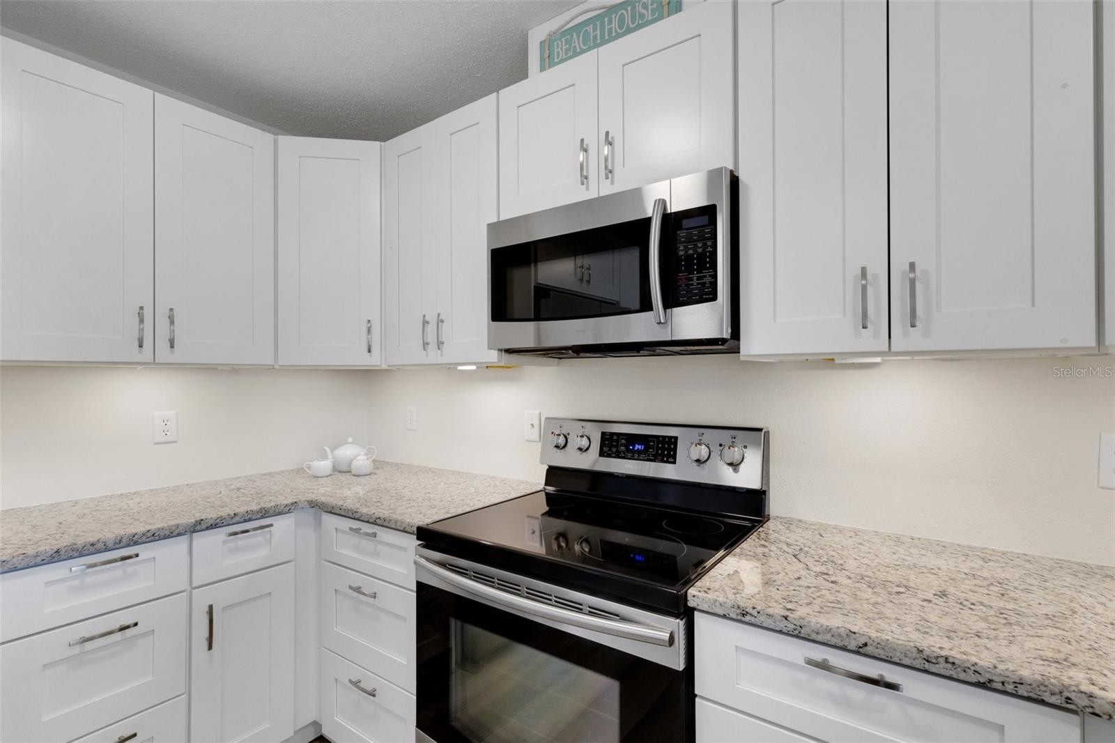 5231 POMPANO ROAD