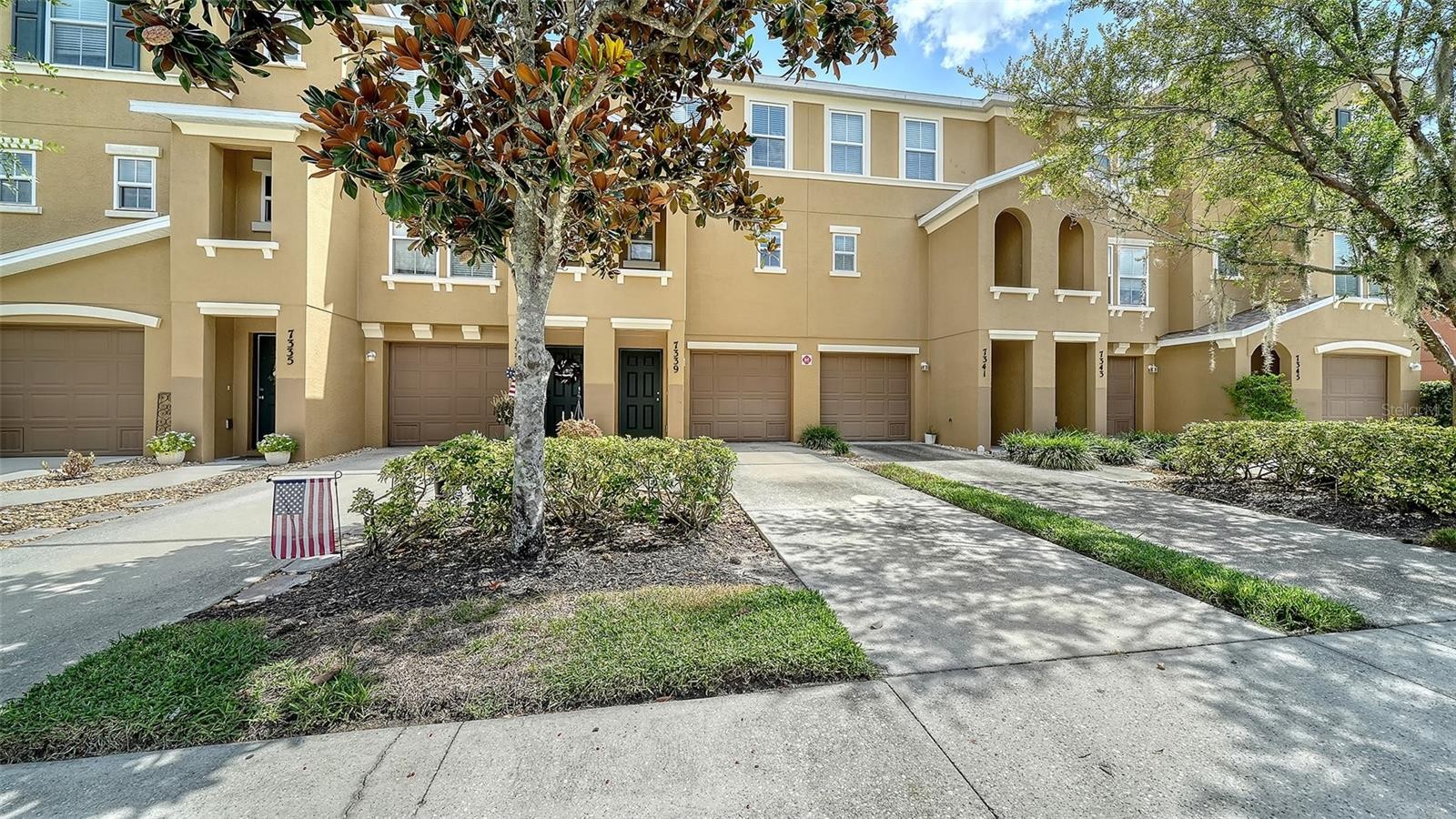 7339 BLACK WALNUT WAY