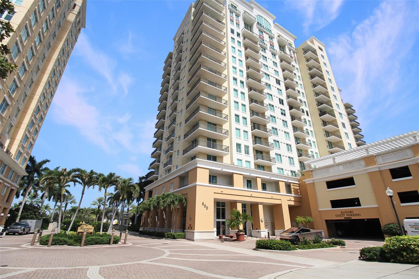 800 N TAMIAMI TRL #806