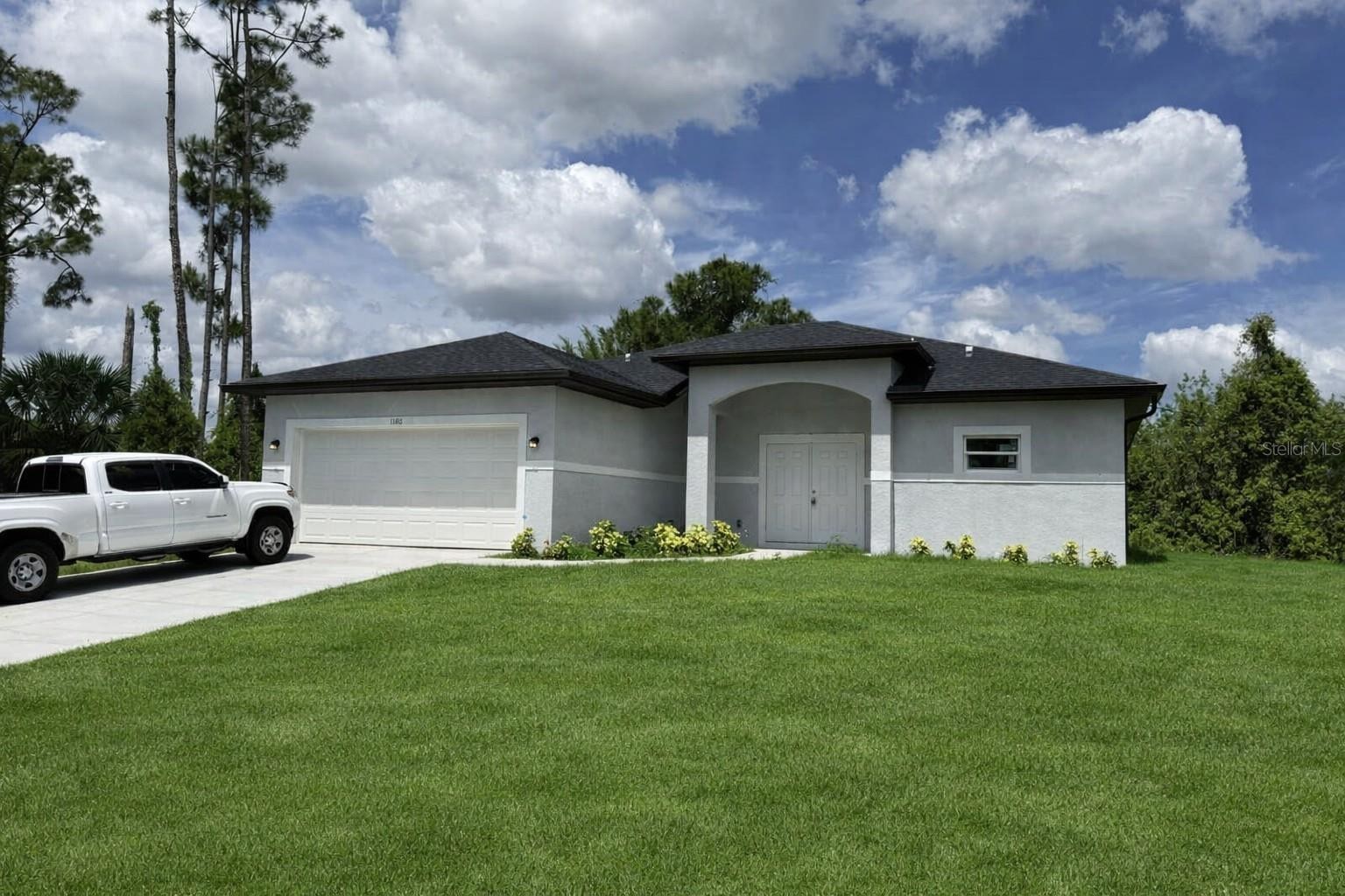 1180 COMFORT LN