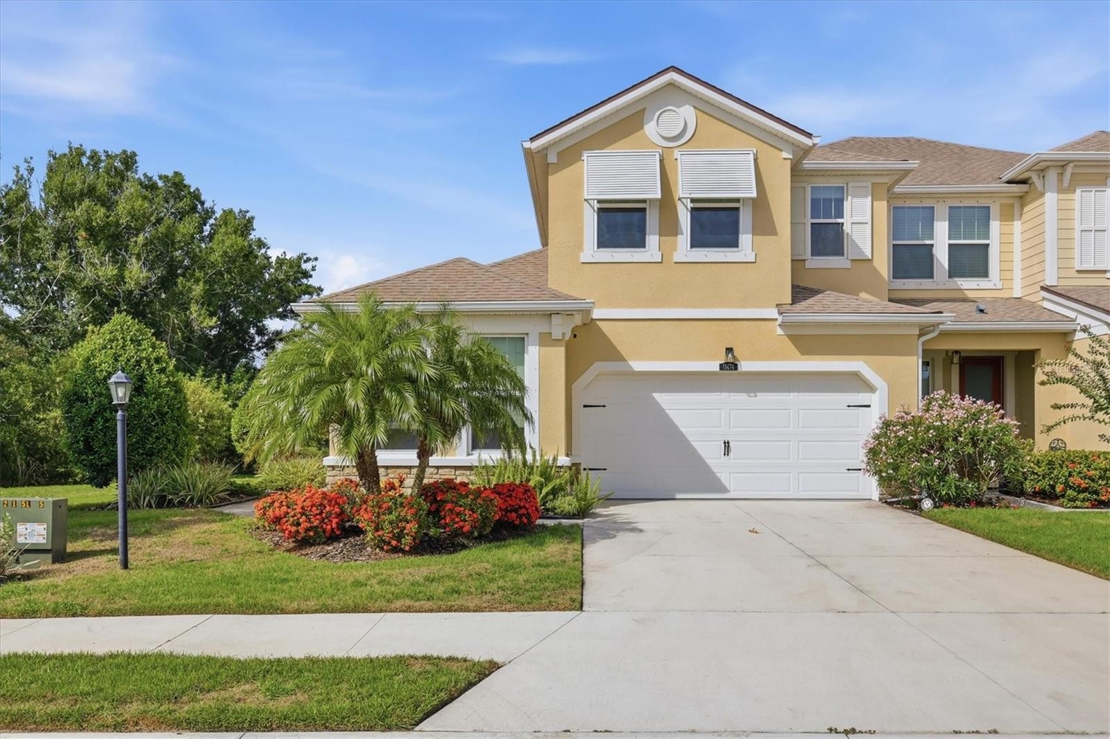 11474 ROLLING GREEN DR