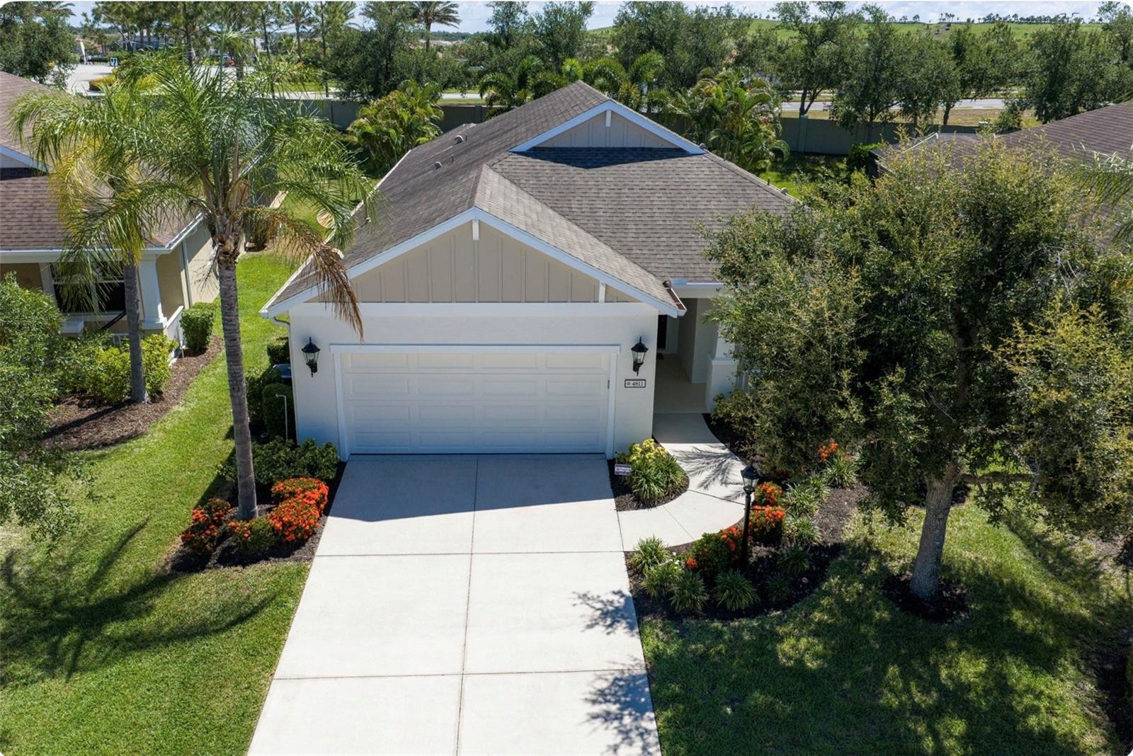 4811 SILVERMOSS DR