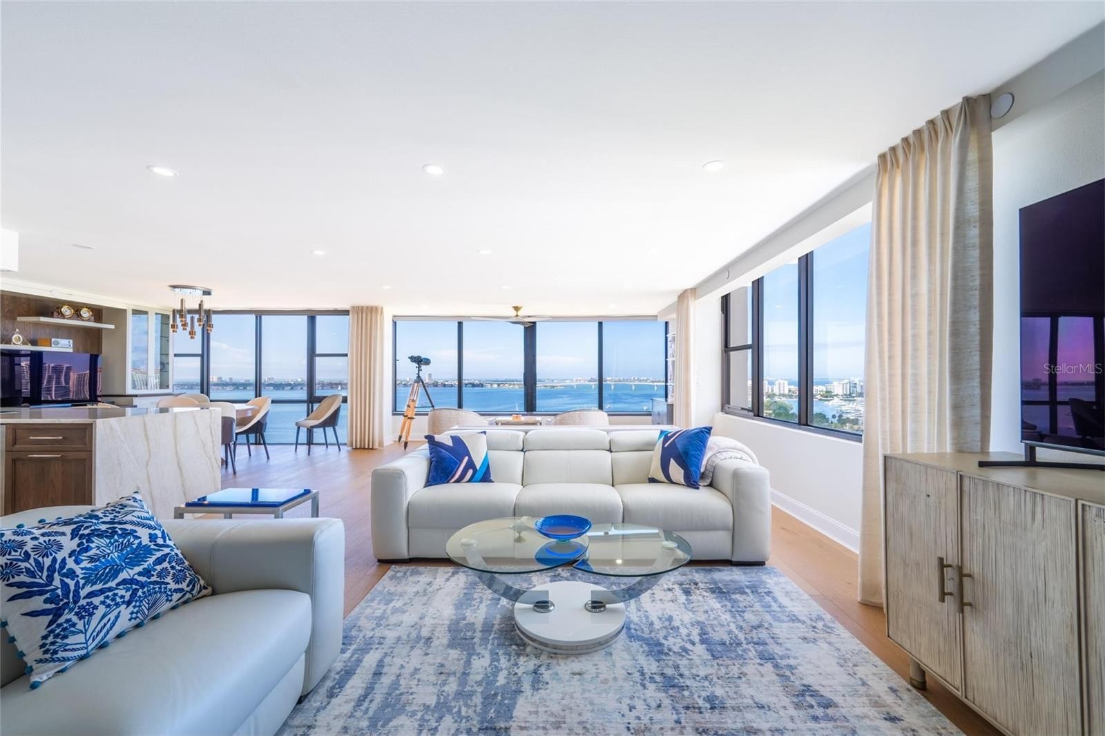 770 S PALM AVE #1704