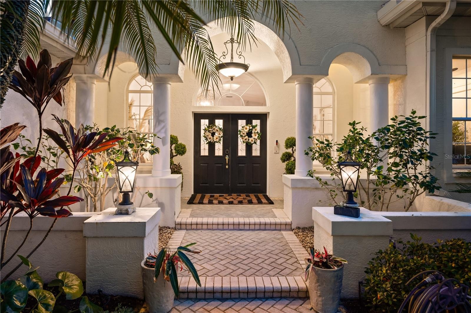 10147 CHERRY HILLS AVENUE CIR