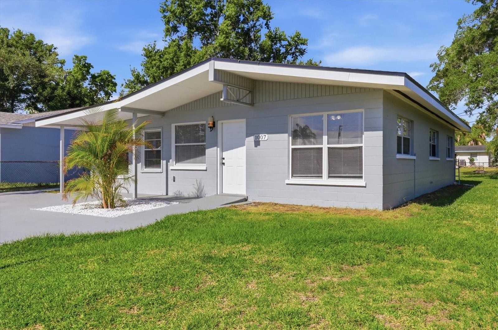 1007 26TH AVE W