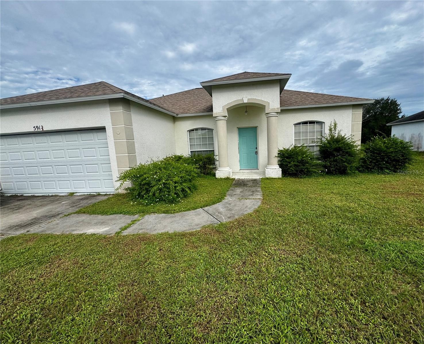 5912 33RD DR E