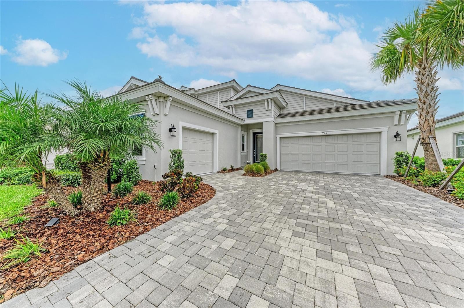 17725 ROOST PL