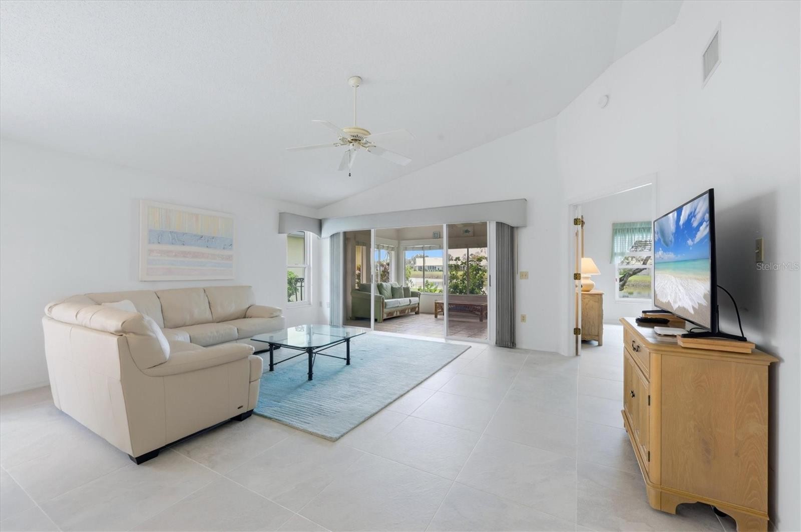 733 HARRINGTON LAKE DR N #25