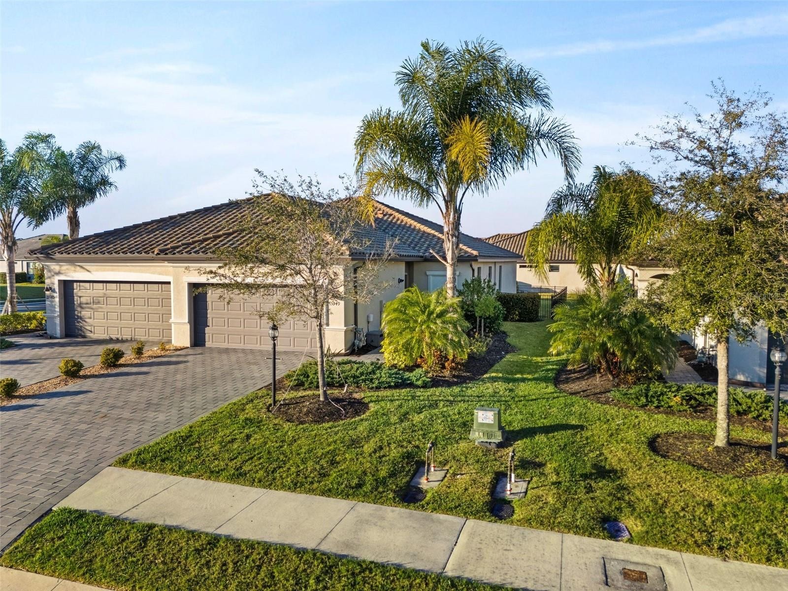 15949 CLEAR SKIES PL